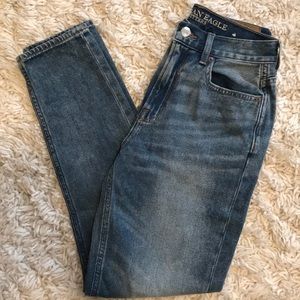 American Eagle mom jeans